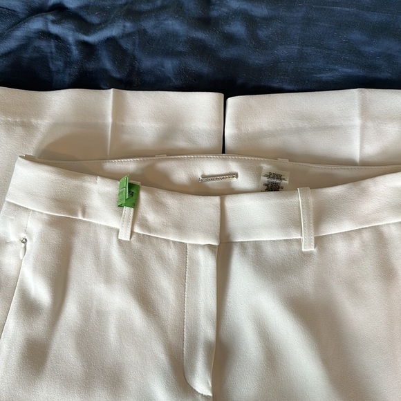 Elie Tahari Fully Lined Dress Pants – White, Size 8 (Worn Once) - Picture 5 of 7